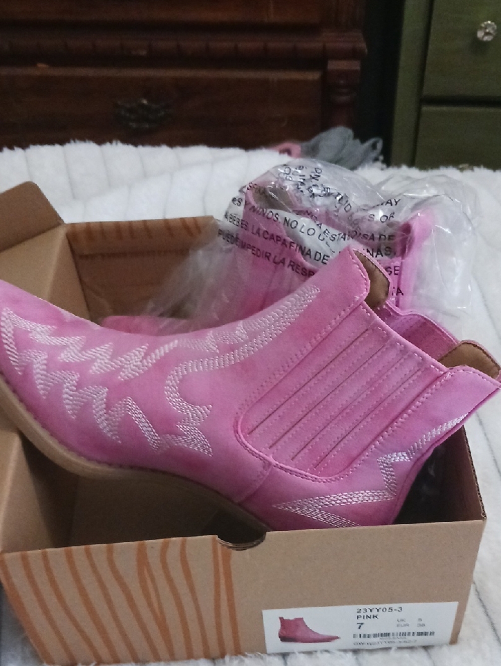 Global Win Pink Western Chelsea Ankle Boots